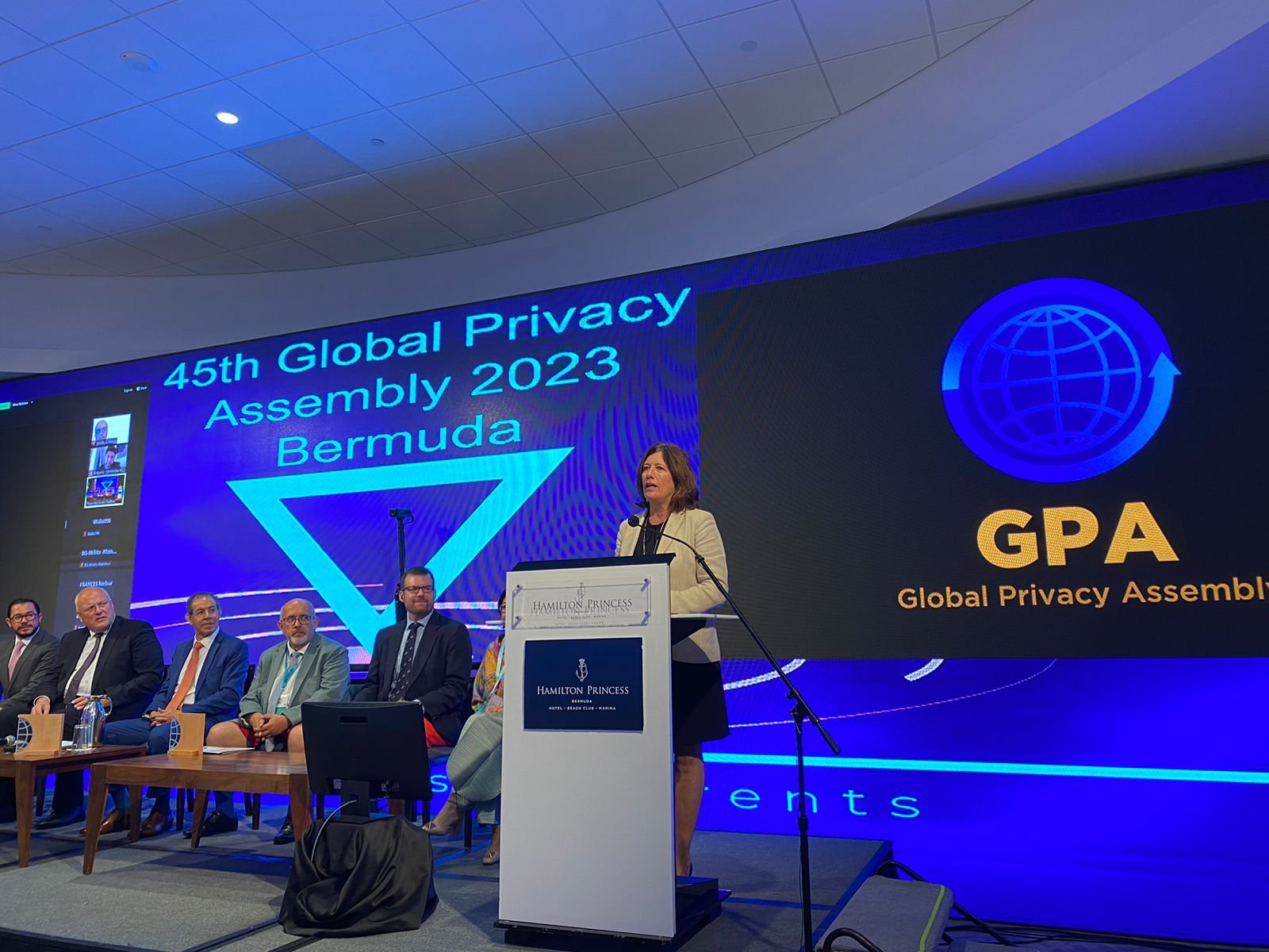 Résolution sur l’intelligence artificielle et emploi