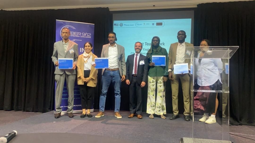 Cyber 9/12 Strategy Challenge : L’équipe EagleSen remporte la médaille d’or