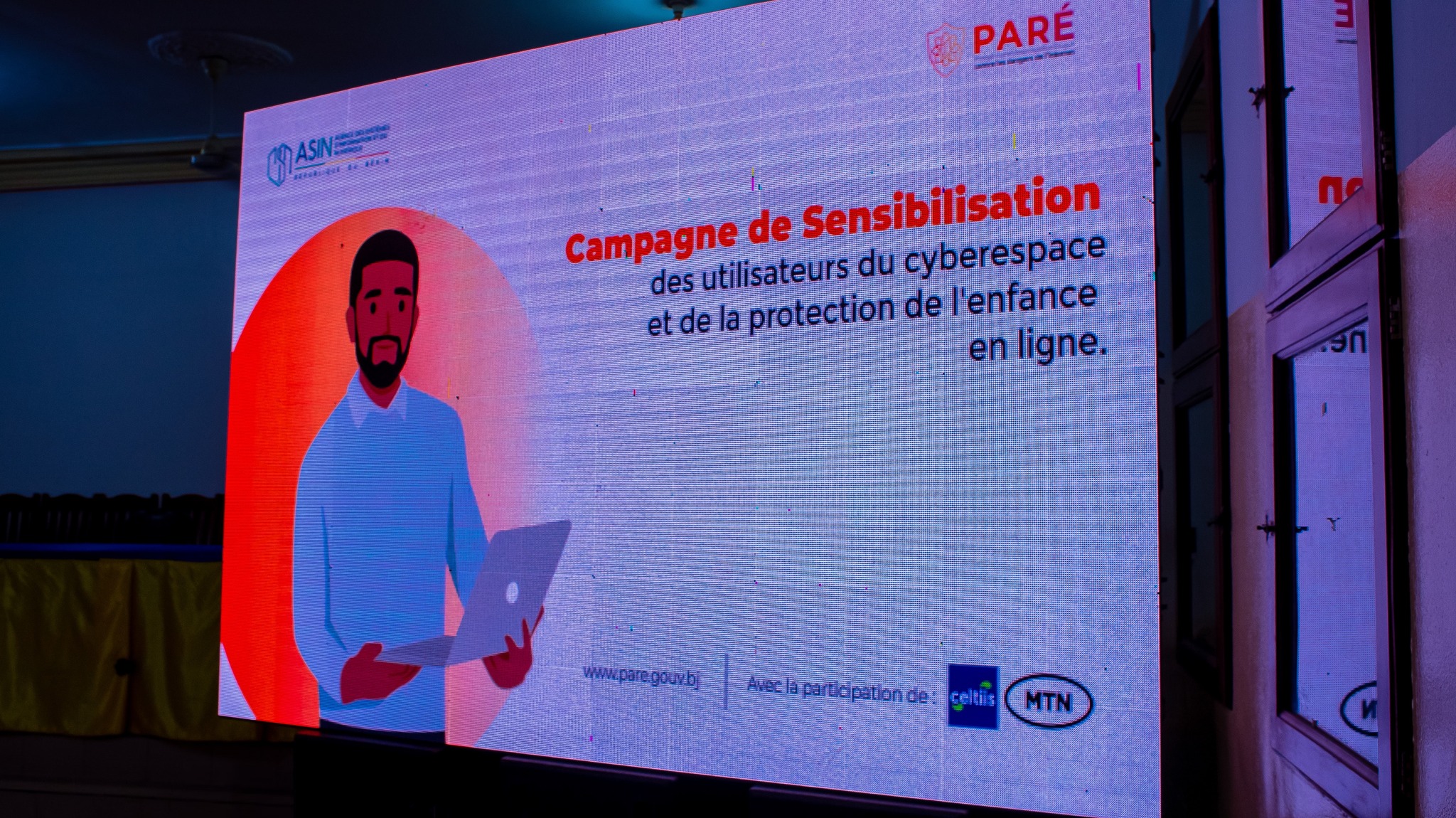 l'ASIN Bénin  informe les élèves du Lycée Coulibaly sur les dangers numériques