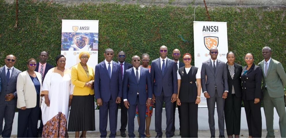 le Ministre Ibrahim Kalil KONATE en immersion à l’ANSSI-CI