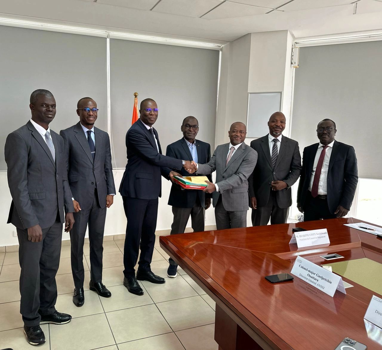 Réorganisation des institutions numériques : l’ARTCI transfert la totalité des missions de cybersécurité et de confiance numérique à l’ANSSI-CI